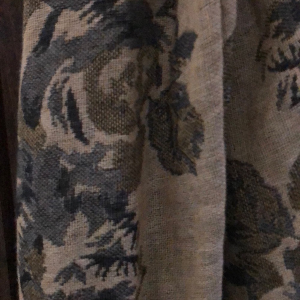 Scarf - Picture 2 of 4